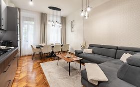 Astra Lux Bp